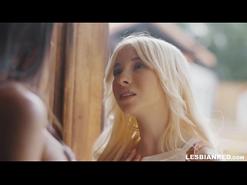 ❤️ Dívka se po několika měsících vrátí domů a skončí u lízání kundy své nevlastní matky ️ Sex video u nás cs.hochu-sex-tomsk.ru ❌️